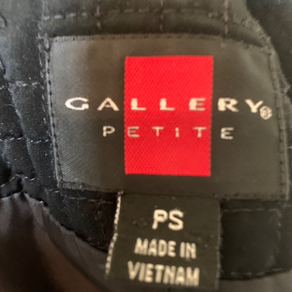 Nordstrom Quilted Jacket. - Picture 2 of 3